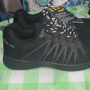Brazos- woman’s steel toe shoes